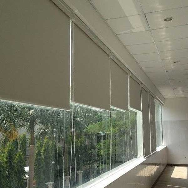 Rèm cuốn văn phòng giá rẻ