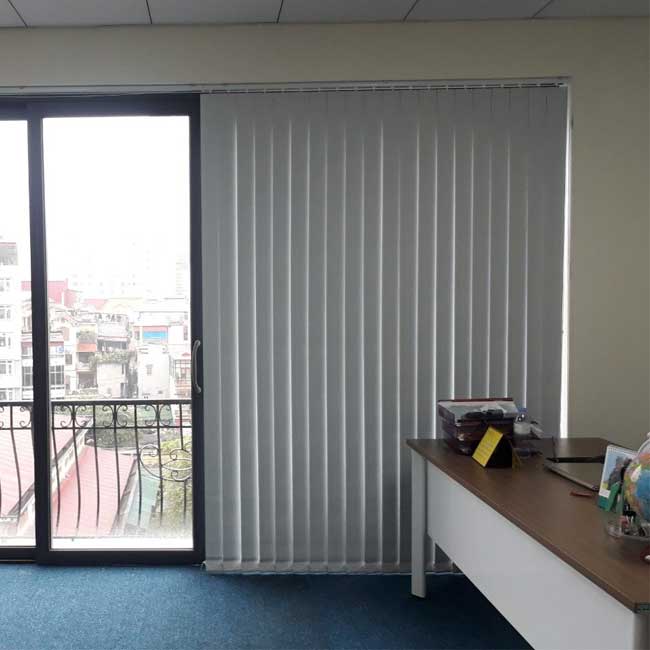 Alternative view of Rèm Lá Nhựa Dọc Cho Văn Phòng Màu Xám Nhạt