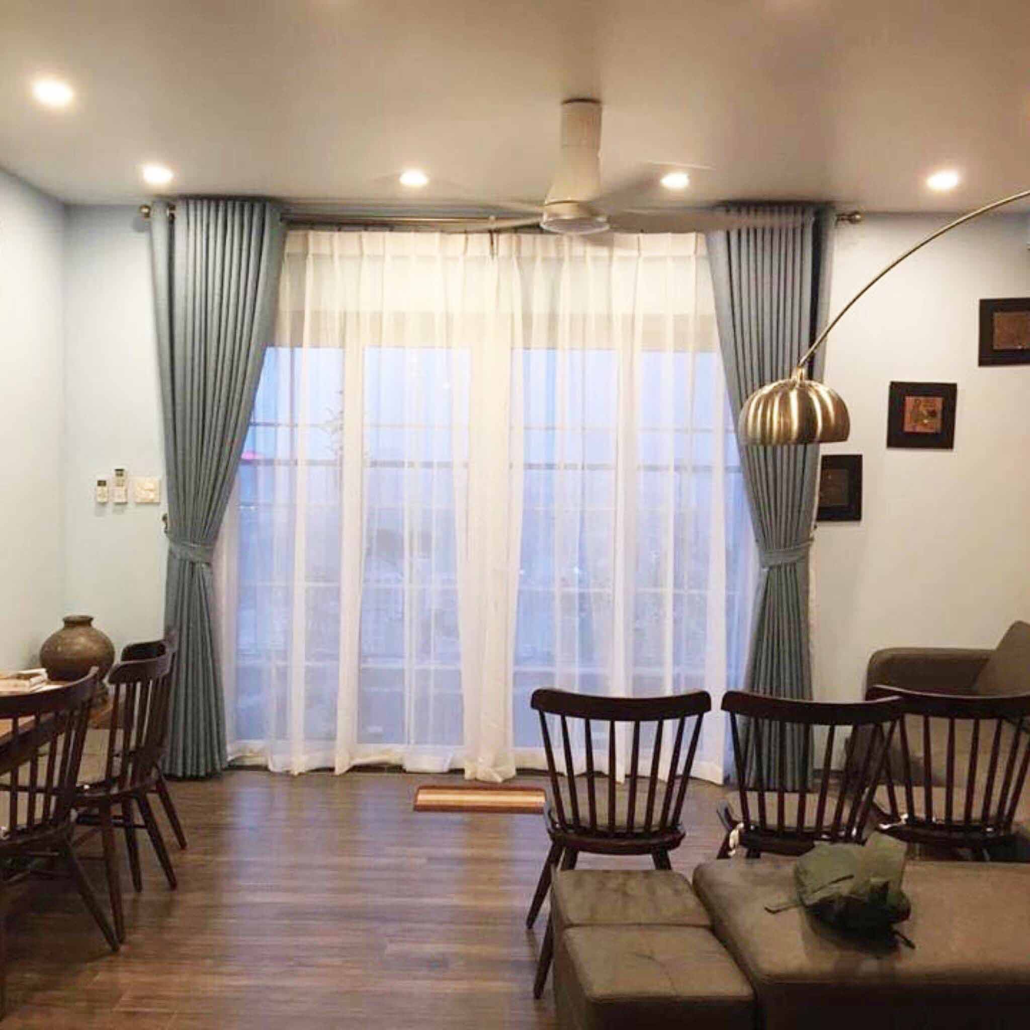 Rèm Vải Màu Xanh Hiện Đại, Năng Động